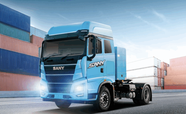 E-Truck Revolution in China: 25% Market Share in First Half of 2025